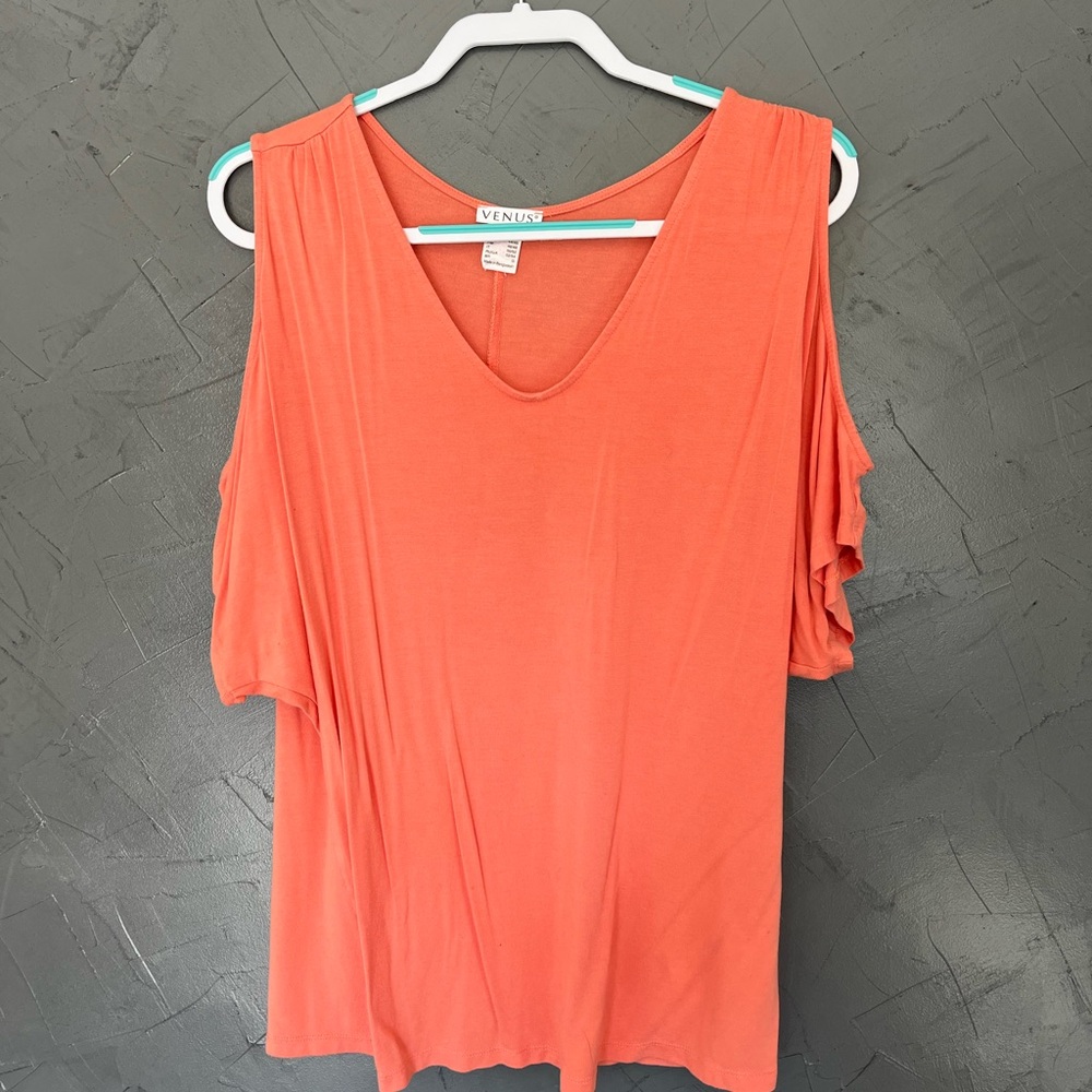 VENUS Women's Bright Peach Short Sleeve Cold Shoulder Top - Tunic Length